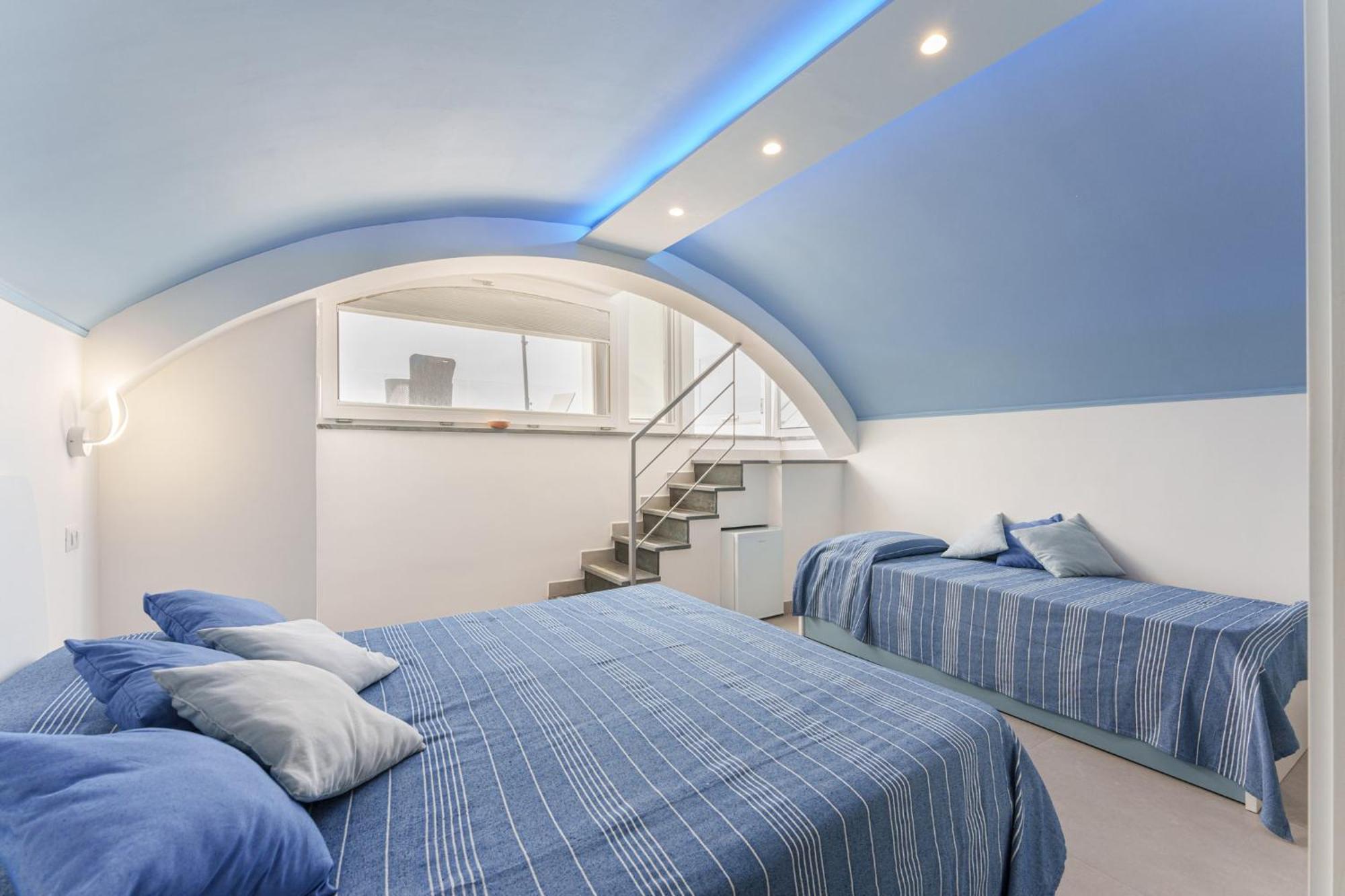 Le Rondinelle Rooms Procida Exterior photo