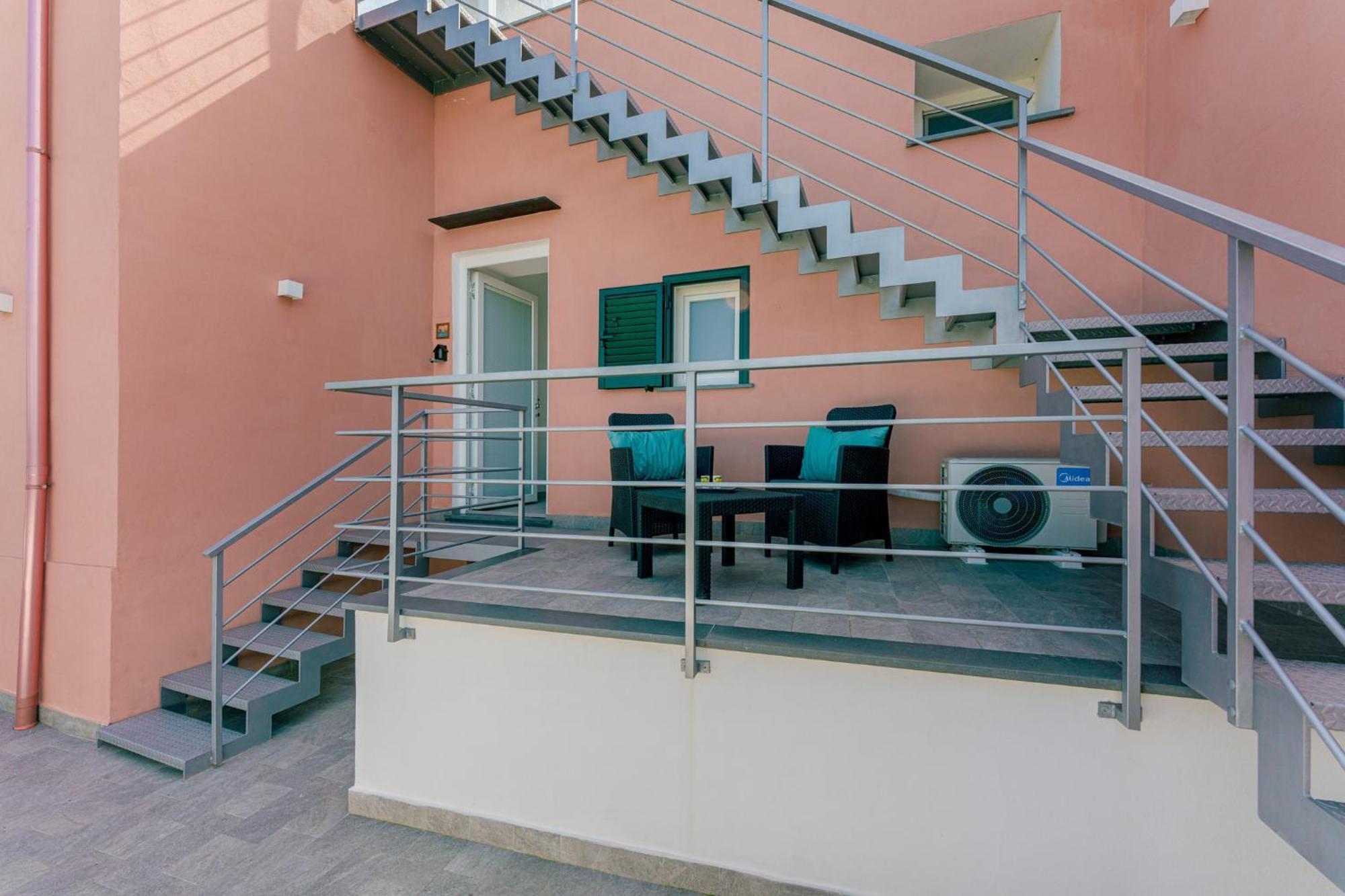Le Rondinelle Rooms Procida Exterior photo